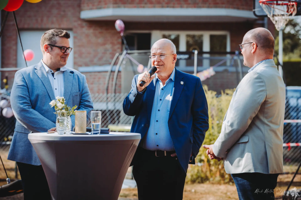 Einweihung Therapieschaukel 2025/2026 – Foto 15 Einweihung Therapieschaukel 2025/2026 – Foto 15